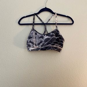 Lululemon Flow Y bra